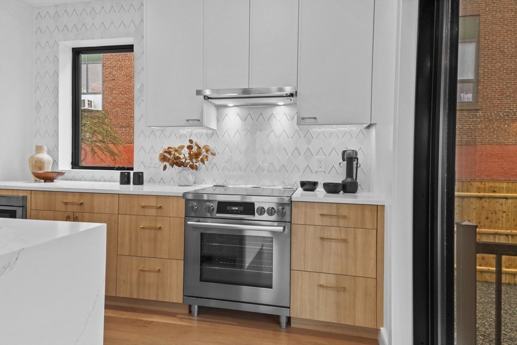 Condo in Somerville, Massachusetts, United States 5 - 16475044