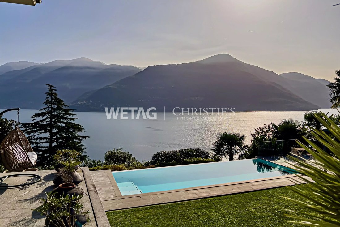 Villa in Brissago, Ticino, Switzerland 2 - 13679973