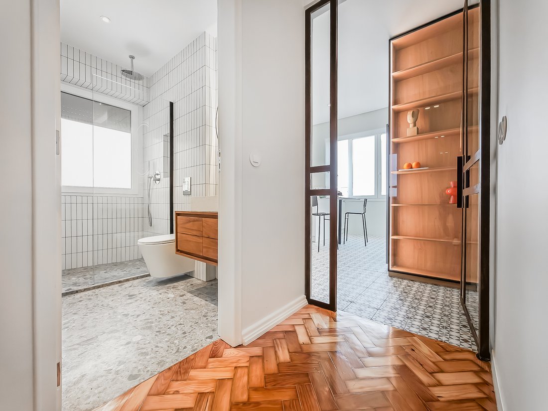 Apartment in Arroios, Lisbon, Portugal 2 - 16618413