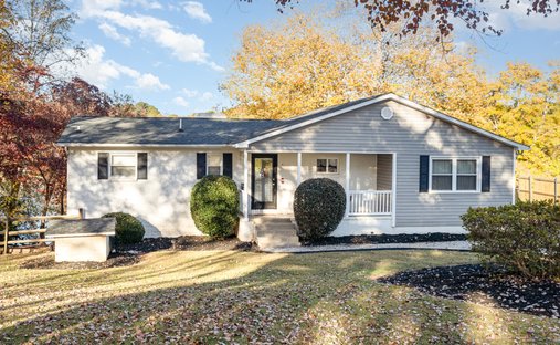House in Lake Norman of Catawba, North Carolina, United States 1