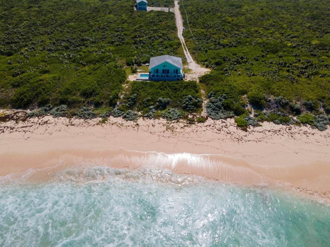 House in Dunmore Settlement, Long Island, The Bahamas 1 - 16618752