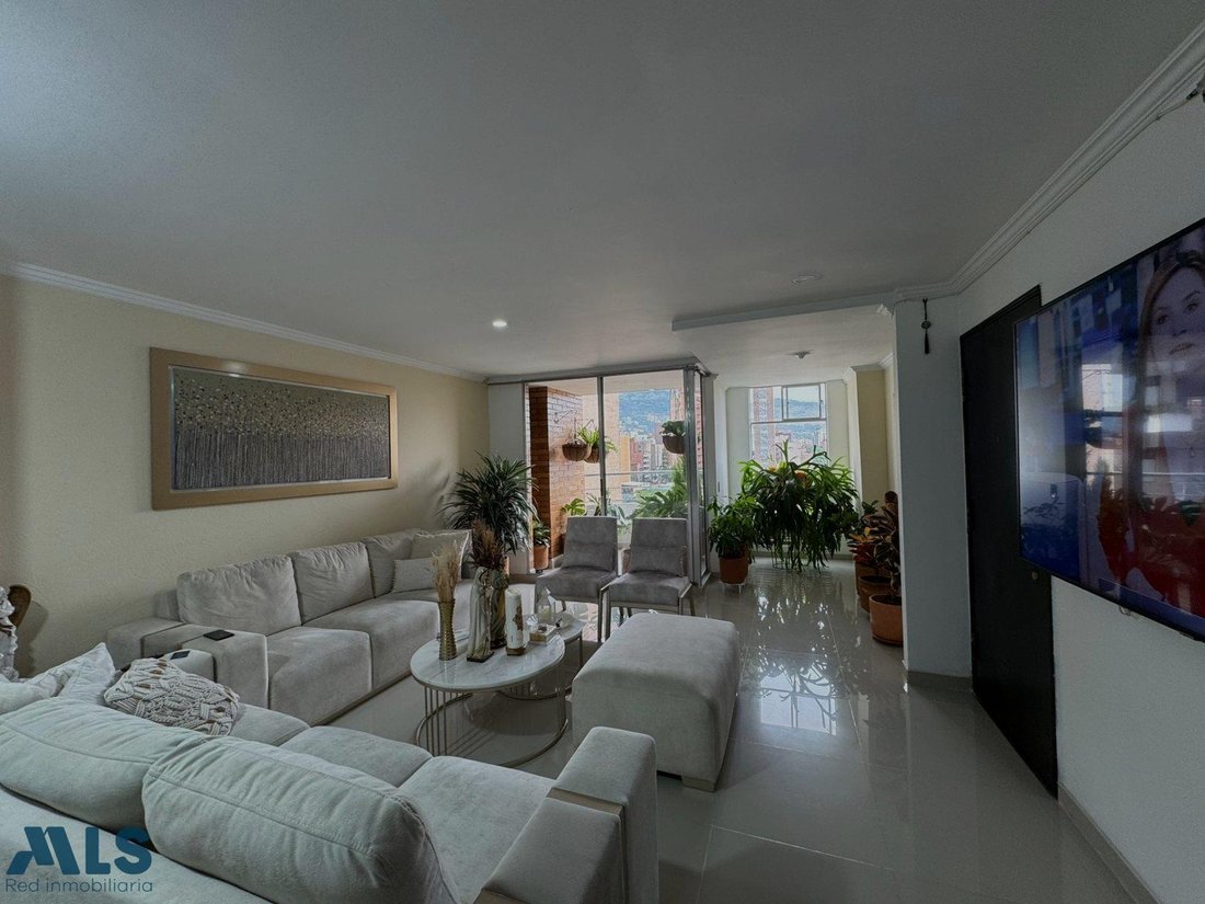 Apartment in Medellín, Antioquia, Colombia 2 - 16617608