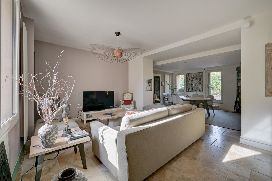 Casa en Le Tholonet, Provenza-Alpes-Costa Azul, Francia 4 - 16618668