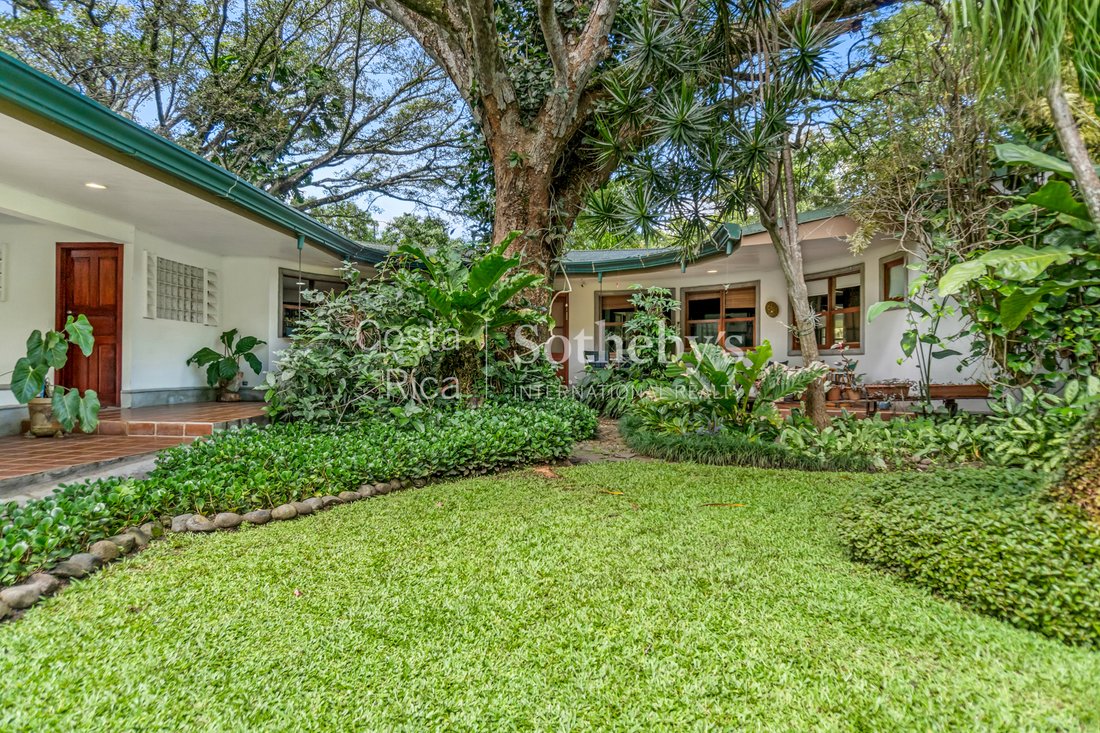 House in Brasil District, San José Province, Costa Rica 5 - 16618103