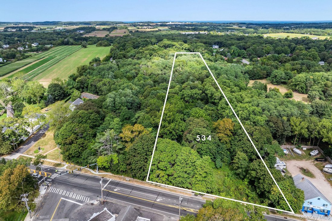 Land in Aquebogue, New York, United States 1 - 16619601
