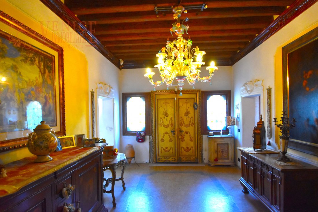 Villa in Center, Santa Maria di Sala, Veneto 2 - 16619899