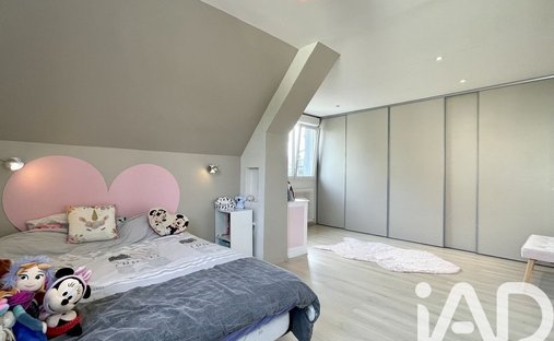 Castle for Sale in Meaux, Île-de-France, France