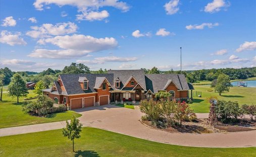 House in Sumner, Texas, United States 1