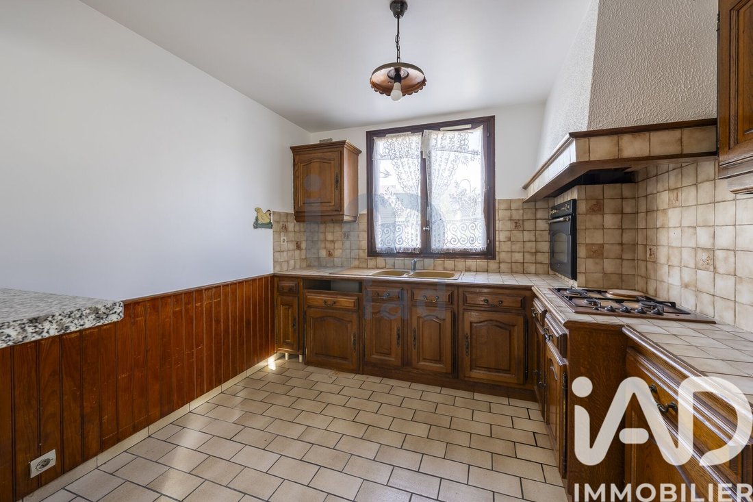House in Villejuif, Ile-de-France, France 4 - 16618456