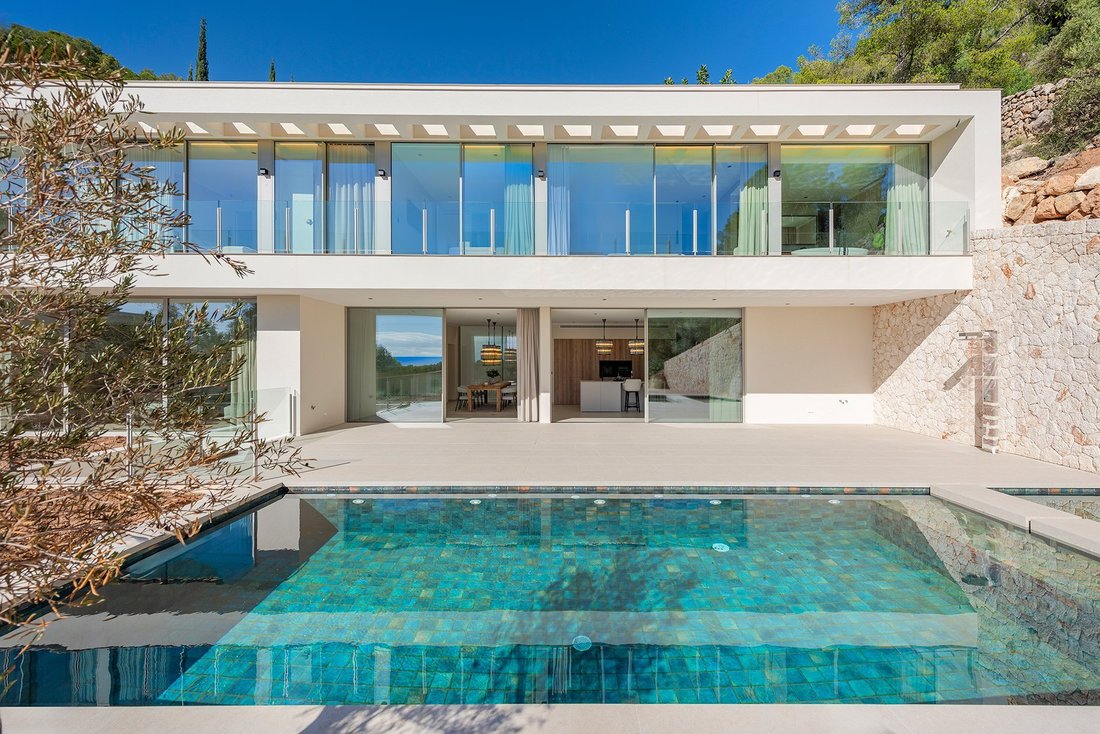 House in Portals Nous, Calvia, Balearic Islands 2 - 16617620