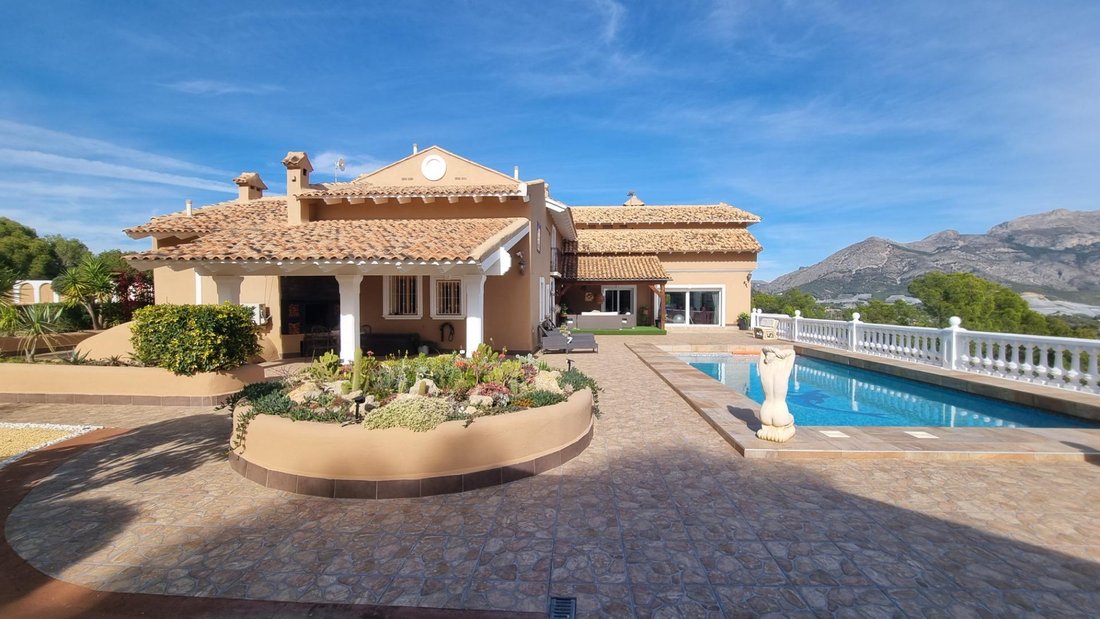 House in la Nucia, Valencian Community, Spain 2 - 16619487