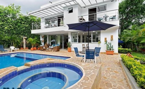 Finca in San Jerónimo, Antioquia, Colombia 1