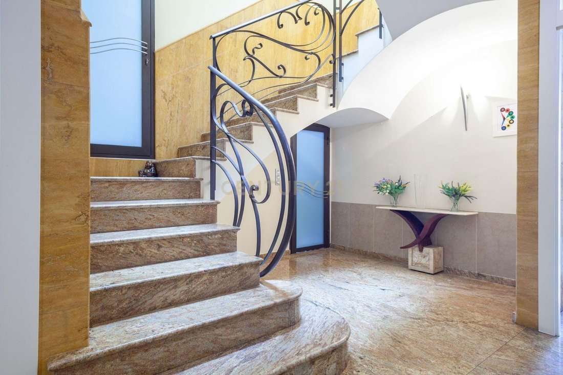 Villa in Mataro, Catalonia, Spain 3 - 16617811