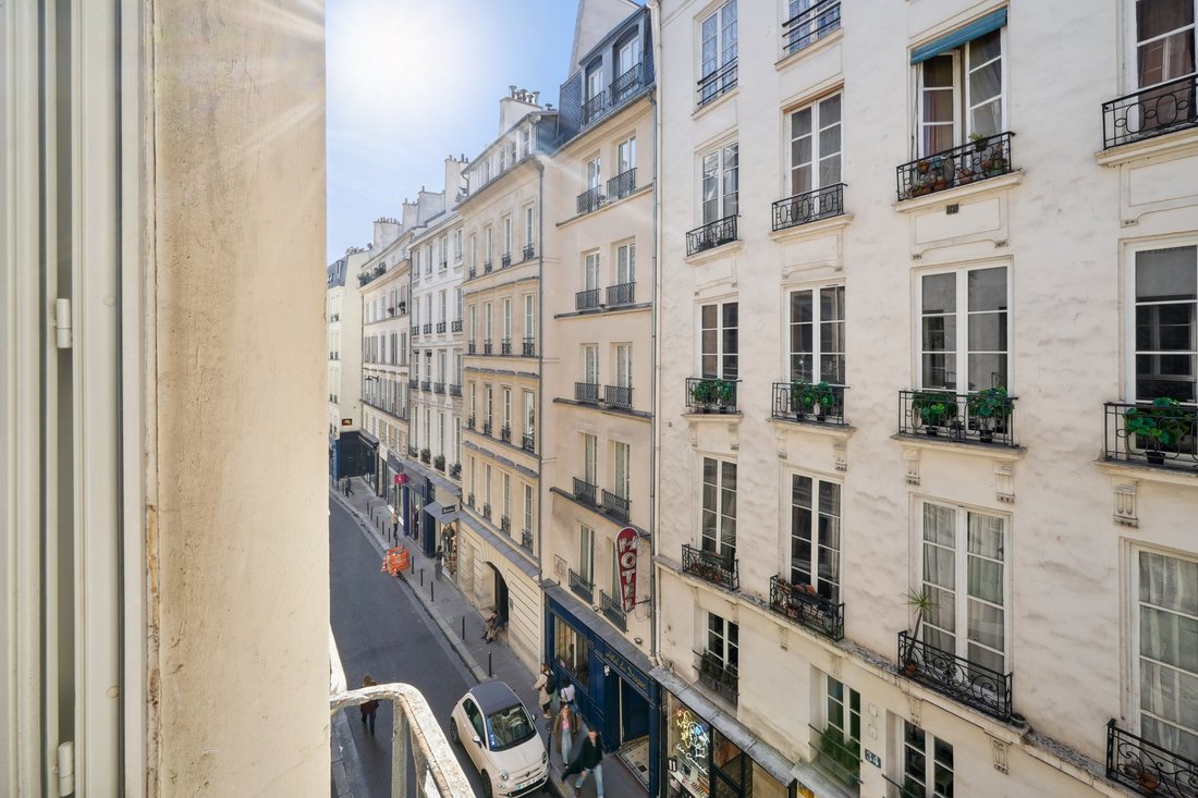 Apartment in Saint Germain des Prés, Paris 6e Arrondissement, Paris 4 - 16620896