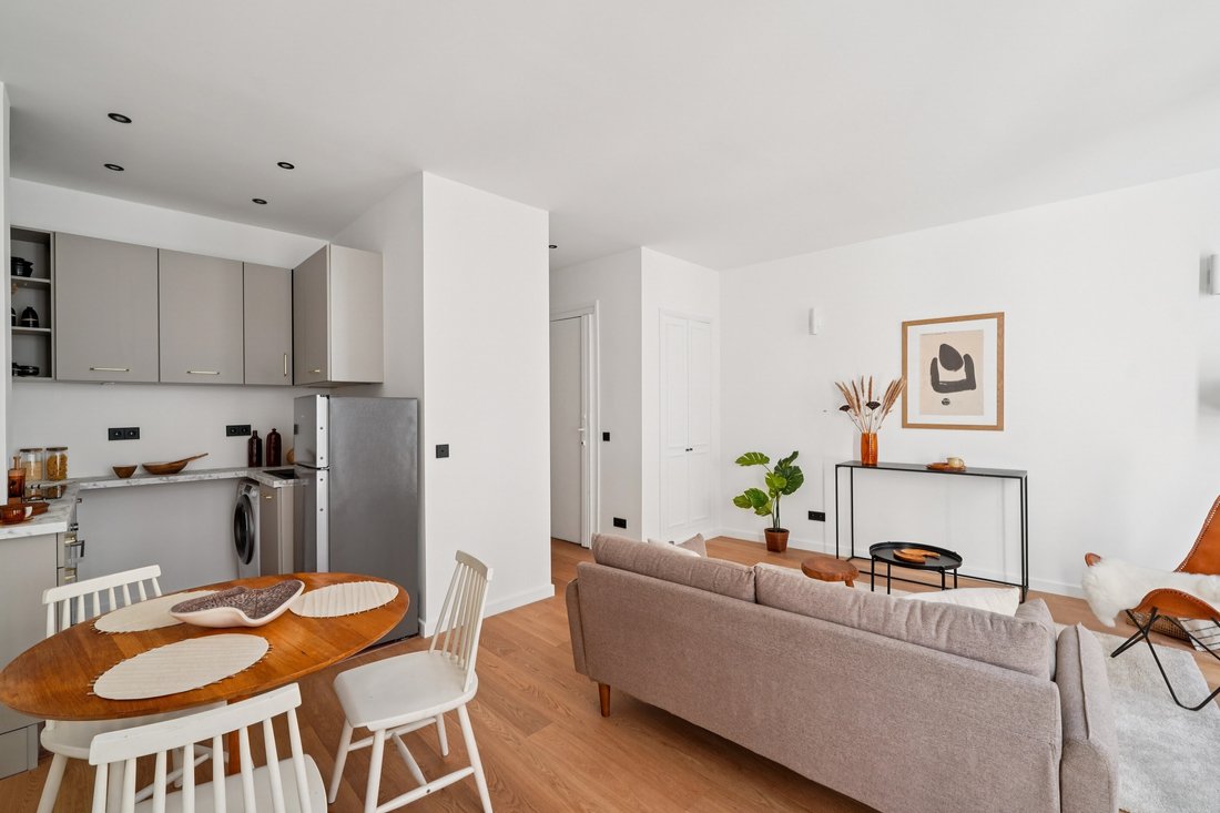 Apartment in Saint Germain des Prés, Paris 6e Arrondissement, Paris 5 - 16620896