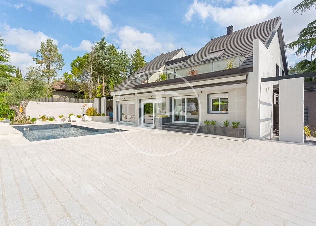 Villa in La Moraleja, Alcobendas, Comunidad de Madrid 1 - 16620840