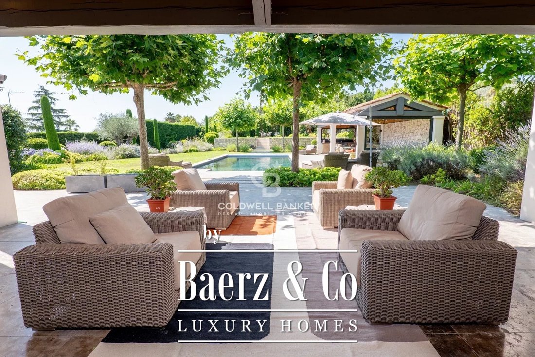 Villa in Mougins, Provence-Alpes-Côte d'Azur, France 2 - 16620926