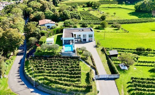 Villa in Mendrisio, Ticino, Switzerland 1