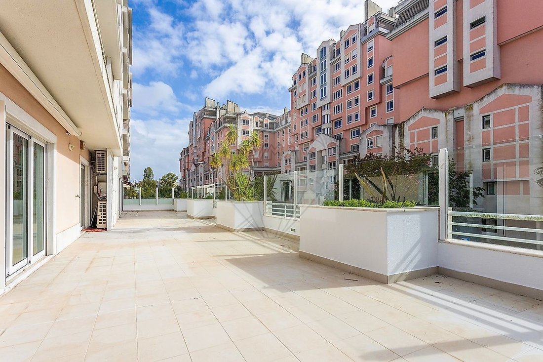 Apartment in Lumiar, Lisbon, Portugal 5 - 16621193