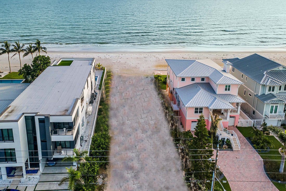 Land in Madeira Beach, Florida, United States 1 - 16621001