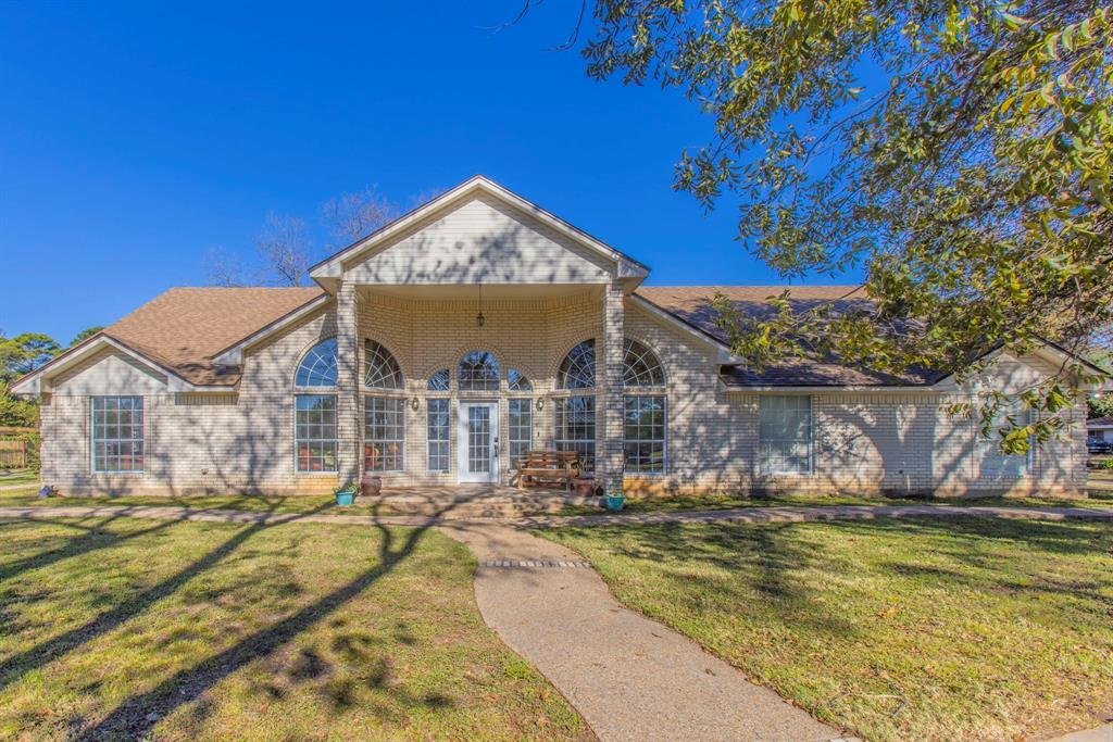 House in Elm Mott, Texas, United States 1 - 16621225