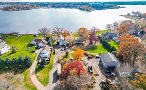 House in Chisago City, Minnesota, United States 1