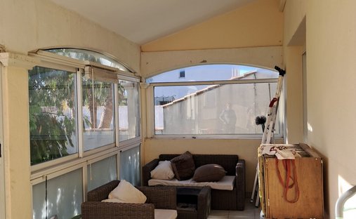 Castle for Sale in Istres, Provence-Alpes-Côte d'Azur, France