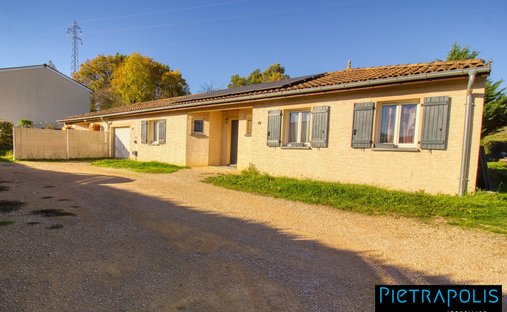 Beautiful Property Of The XI Xth Century Of Tuscan Style In The Heart Of A Closed Park And Raises Abo