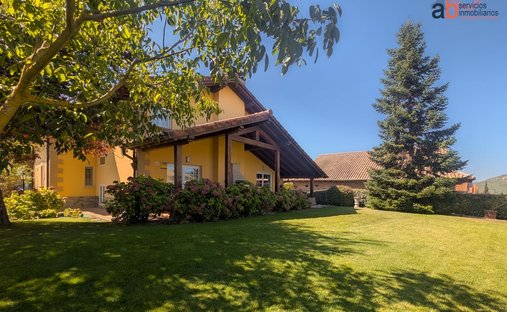 Chalet a Noain (Valle de Elorz) / Noain (Elortzibar), Navarra, Spagna 1