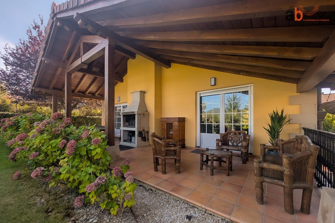 Chalet in Noain (Valle de Elorz) / Noain (Elortzibar), Navarre, Spain 3 - 14814569