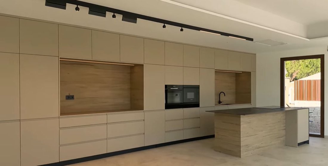 Villa in Calp / Calpe, Valencian Community, Spain 3 - 15954385
