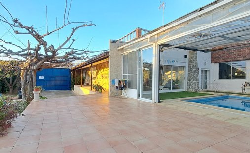 Tenuta a Sarinena, Aragona, Spagna 1