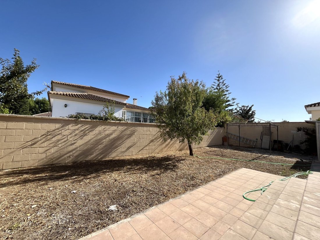 Chalet in Jerez De La Frontera, Andalusia, Spain 4 - 16622486