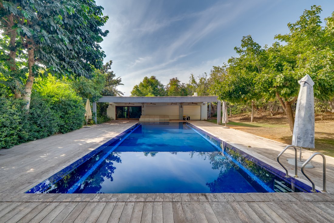 House in Savyon, Center District, Israel 2 - 16622607
