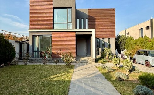 Casa a Tbilisi, Tbilisi, Georgia 1