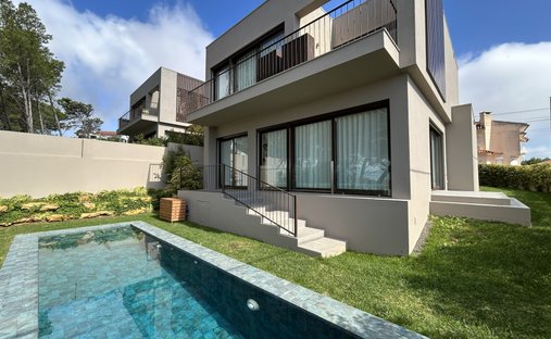 House in Alcabideche, Lisbon, Portugal 1