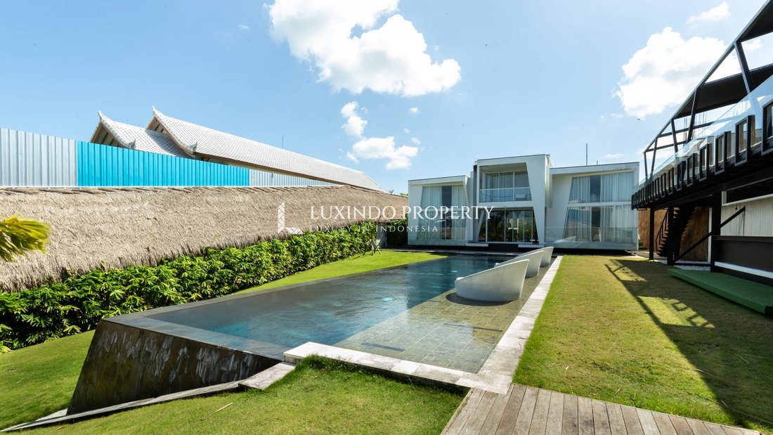 Villa in Kecamatan Mengwi, Bali, Indonesia 1 - 16626884