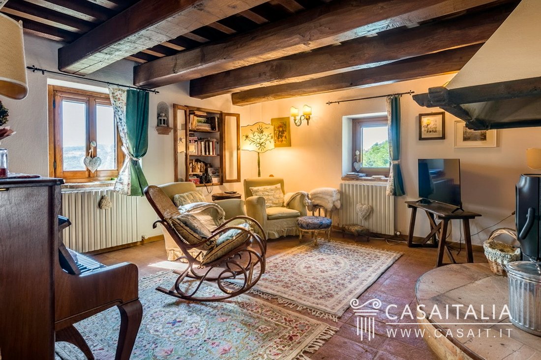 Villa in Saludecio, Emilia-Romagna, Italy 2 - 16627864
