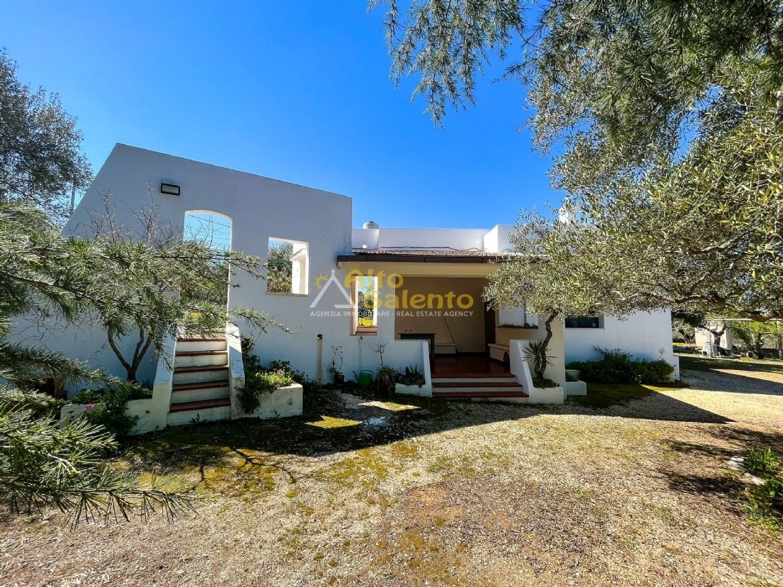 Villa in Ostuni, Apulia, Italy 1 - 16623972