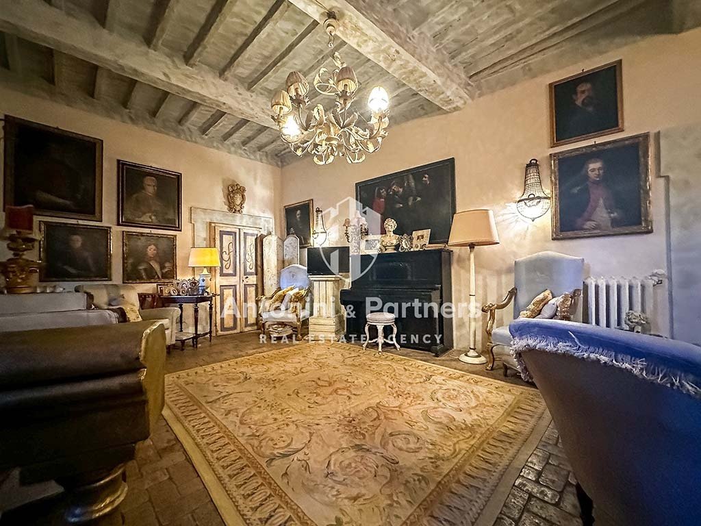 Apartment in Todi, Umbria, Italy 4 - 16622885