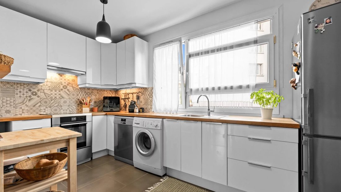 Apartment in Mairie, Garches, France 4 - 16622941