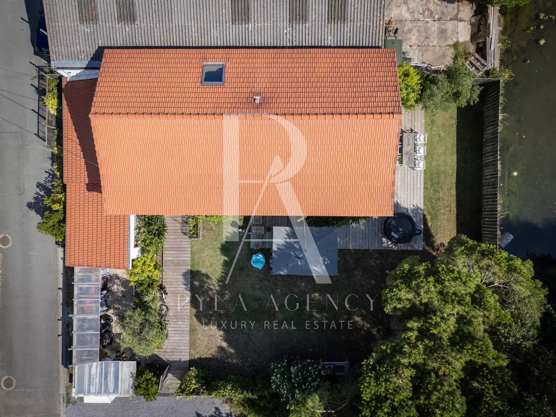 Villa in Aiguillon-Port, La Teste-de-Buch, France 3 - 16625054