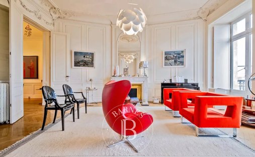 Apartment in Grand Parc-Chartrons-Paul Doumer, Bordeaux, France 1