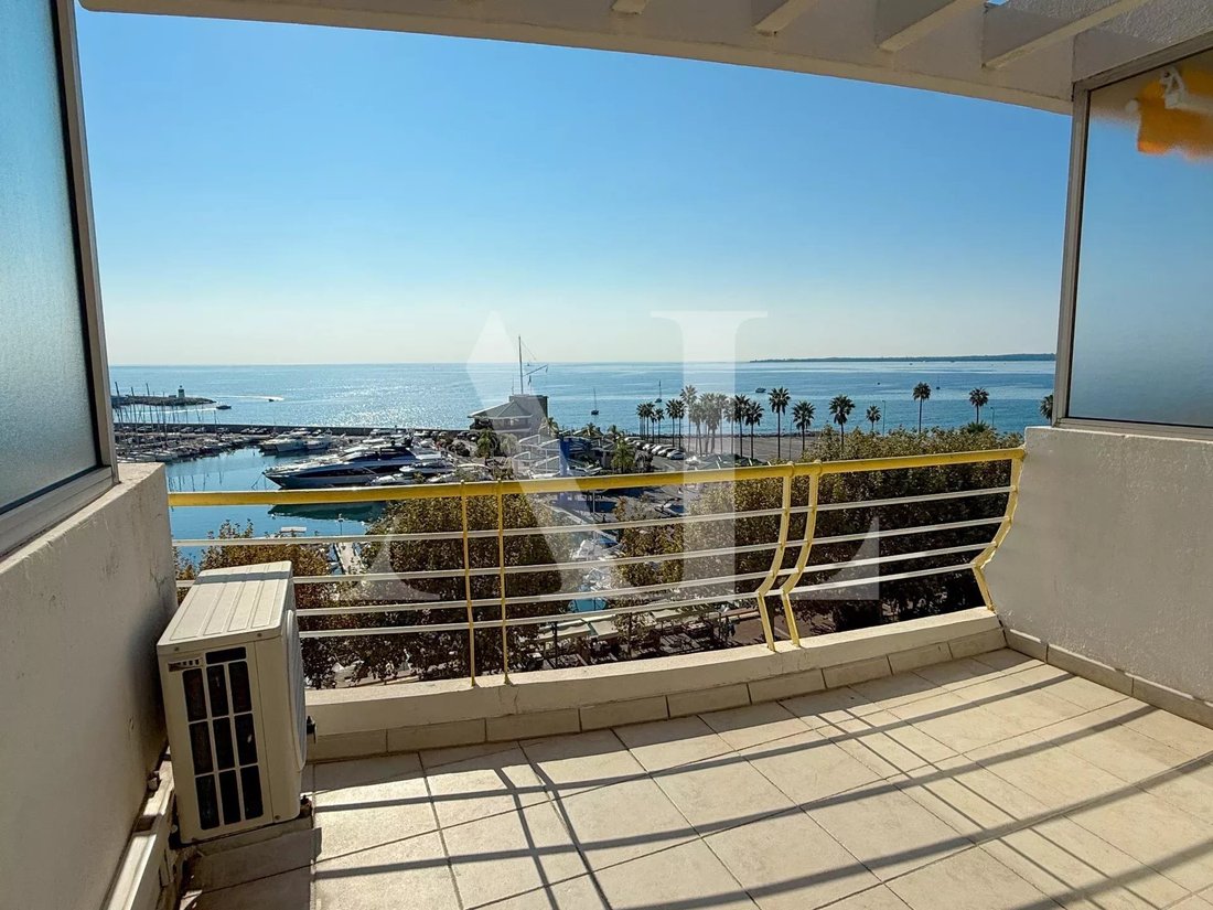 Apartment in French Riviera, Provence-Alpes-Côte d'Azur, France 3 - 16622779