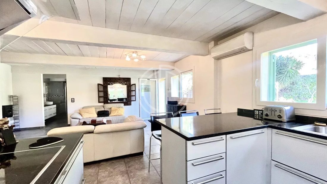 Villa in Croix des Gardes, Cannes, France 3 - 16625279