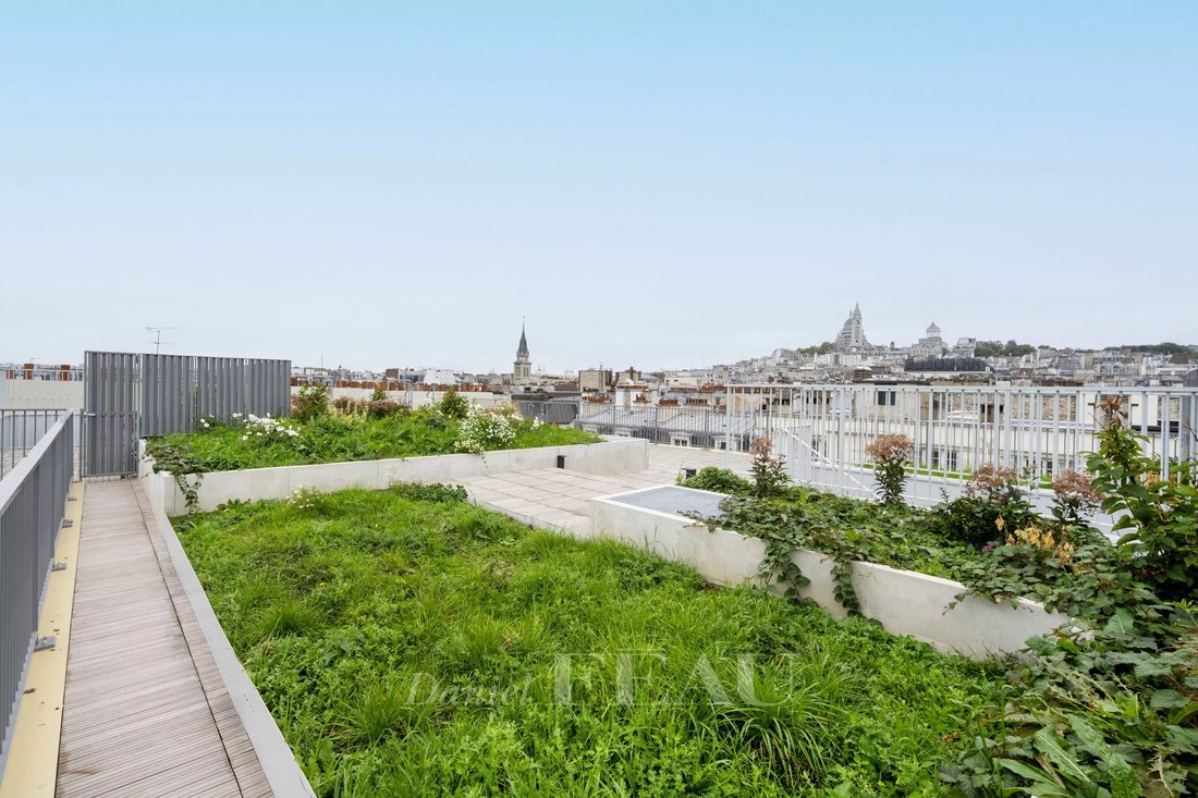 Apartment in Clignancourt-Jules Joffrin, Paris 18e Arrondissement, Paris 5 - 16623742
