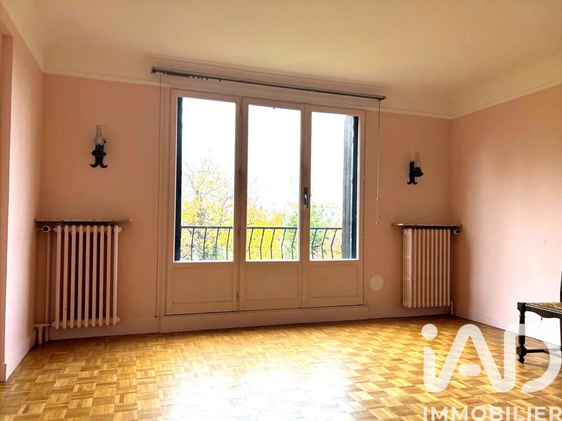 House in Chatou, Ile-de-France, France 5 - 16624962