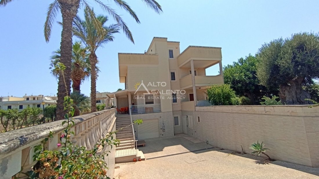 Villa in Selva di Fasano, Apulia, Italy 4 - 16624529