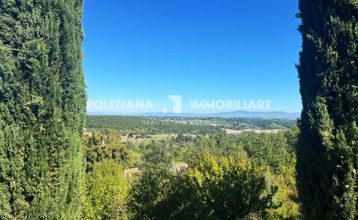 Villa in Montepulciano, Tuscany, Italy 1