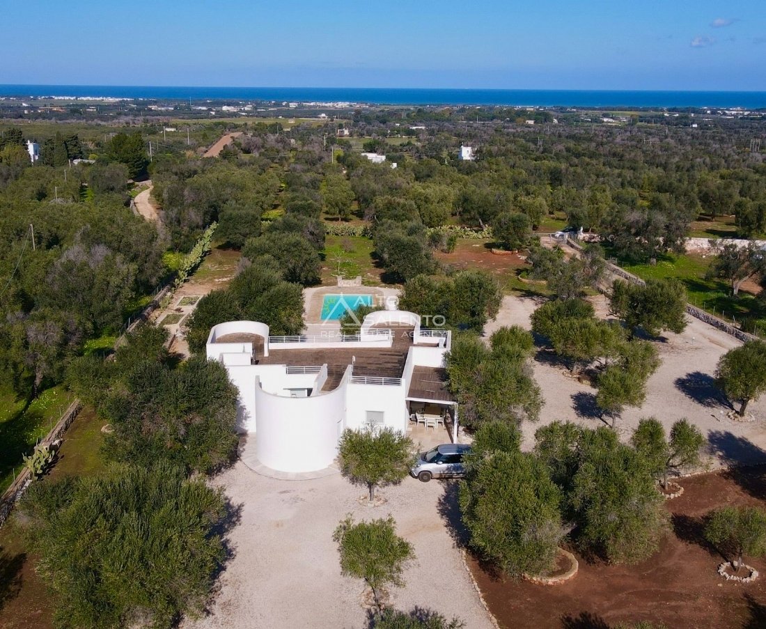 Villa en Carovigno, Apulia, Italia 2 - 16624599